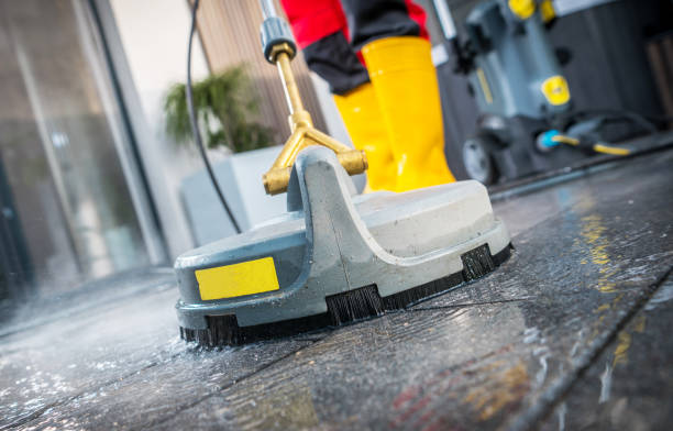 Best Pressure Washing Siding  in Tracy, CA